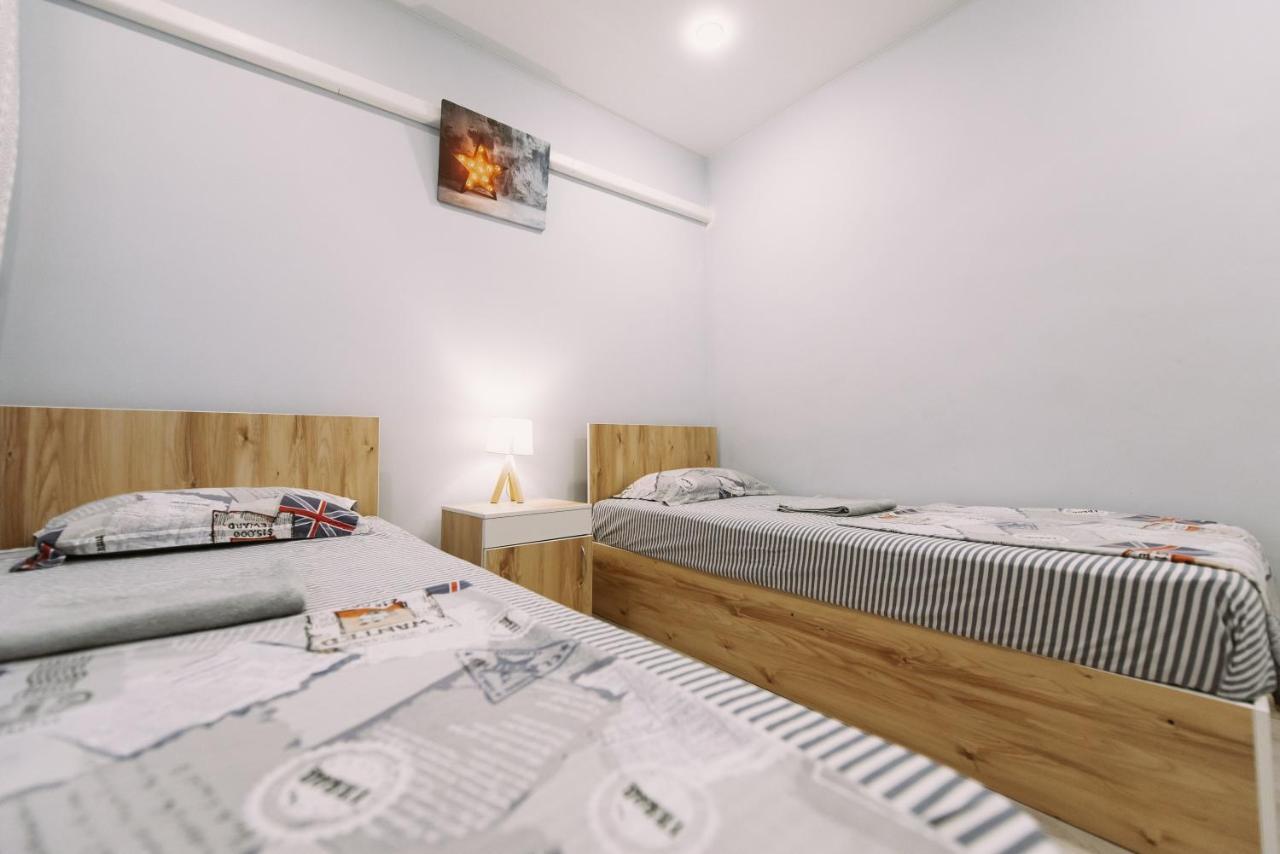 Luna Hostel & Rooms Vladivostok Ngoại thất bức ảnh