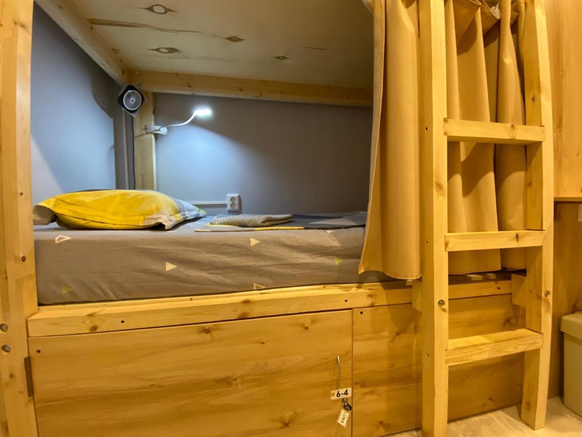 Luna Hostel & Rooms Vladivostok Ngoại thất bức ảnh